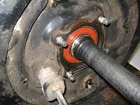 NEWBIE rear axle seal leaking-img_0125small.jpg