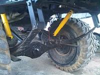 New Owner in Aruba: Very Stiff Suspension, need suggestions, lots of questions-hilux-rear.jpg