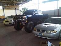 New Owner in Aruba: Very Stiff Suspension, need suggestions, lots of questions-hilux2.jpg