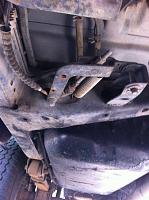 '91 Pickup V6 4x4 Fuel Leak-2.jpg
