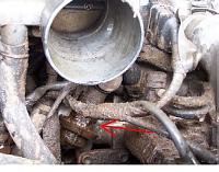 Gas spurting out below to right of Intake-untitled.jpg