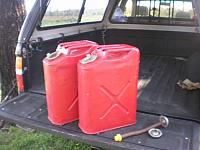 Jerry Can questions-p4130111.jpg