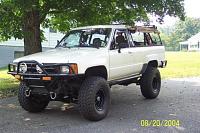 Who makes this bumper?-l_1af1020133b7fc1e90b2b640b936fc05.jpg