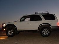 Doing the Hella LED side marker indicators-0622104runner-led-rocklights-nite-shots-028.jpg