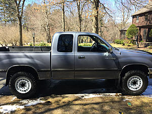 16" steelies 4runner spare on SR5 T100-img_5459_white.jpg