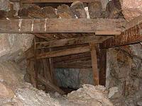 Mine Hunting in the Mojave Desert, Ca.-mojvevnstarmine17.jpg
