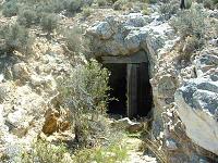 Mine Hunting in the Mojave Desert, Ca.-mojvnonamemine04.jpg