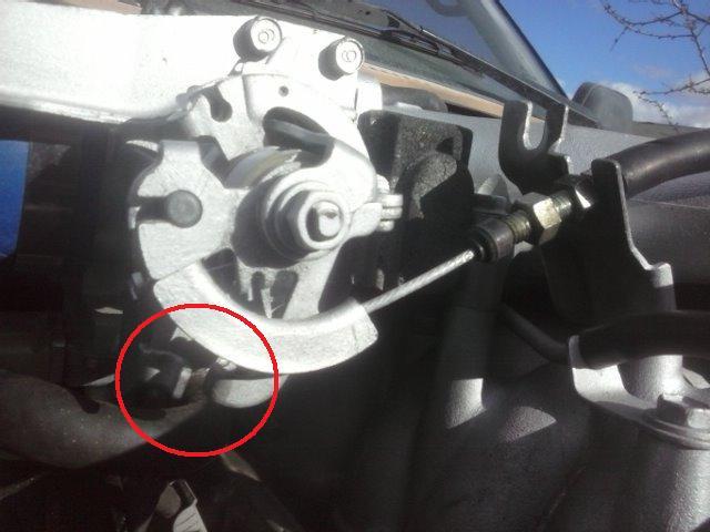 Name:  throttle%20linkage_zps4ulpkjel.jpg
Views: 460
Size:  38.8 KB
