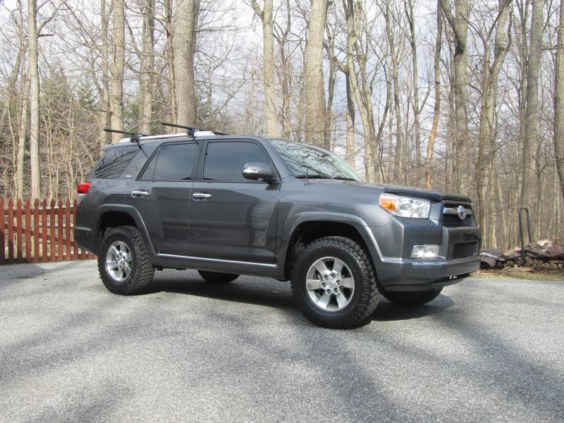 Name:  NewTires2013008_zps9d4b6a71.jpg
Views: 64
Size:  113.0 KB
