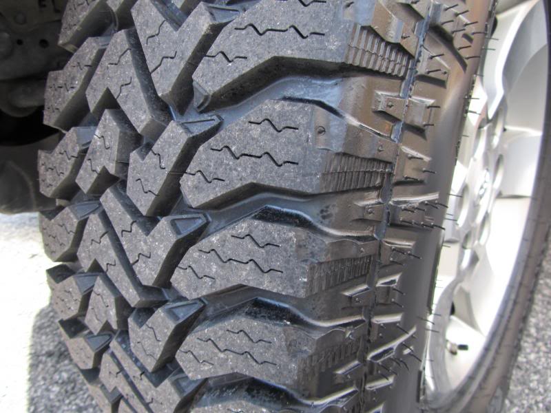 Name:  NewTires2013034_zps53ba1ddb.jpg
Views: 84
Size:  74.4 KB