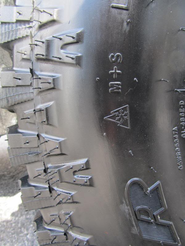Name:  NewTires2013026_zps57683fee.jpg
Views: 80
Size:  58.1 KB