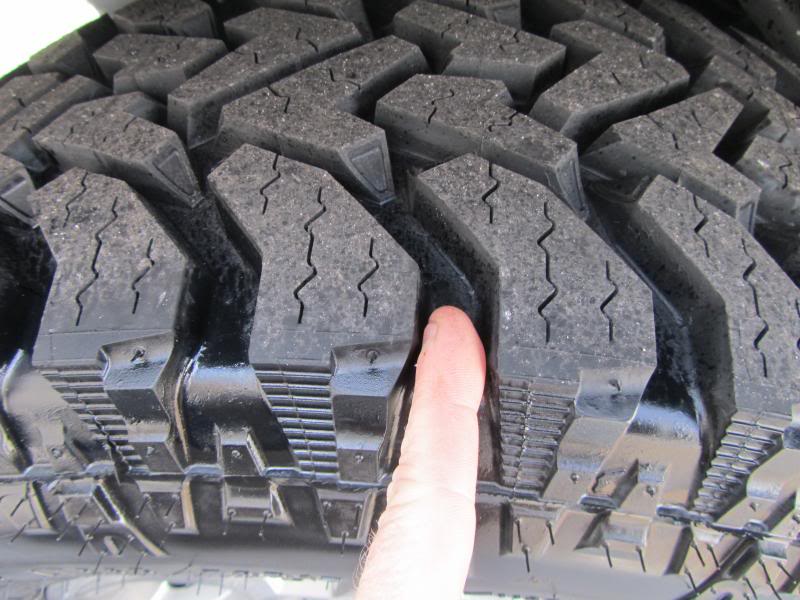 Name:  NewTires2013030_zps4a9c284d.jpg
Views: 81
Size:  76.9 KB