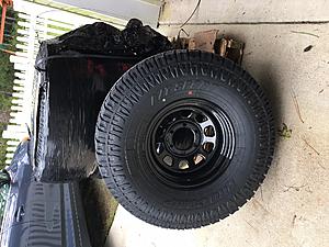 I fit 33s with no lift-tire.jpg