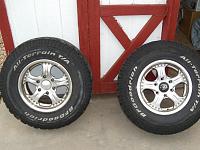 265/75 on Ivan Stewart TRD Wheels stock 3rd Gen 4Runner?-0602-trd-rims-day-shot-center-cap-001.jpg