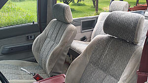 1985 grey sr5 vertigo seats (ohio)-lxsmvk0.jpg