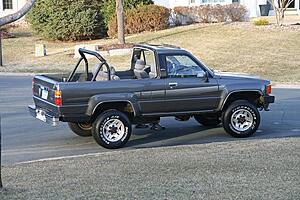 1986 Toyota 4Runner **SOLD**-mtpanl.jpg
