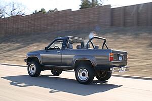 1986 Toyota 4Runner **SOLD**-zjv7tl.jpg