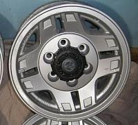 15x7 Factory wheels from 94 4Runner-sr5.jpg