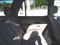 2001 4runner sr5 4wd 96k  000.00-4runner-back-seat.jpg
