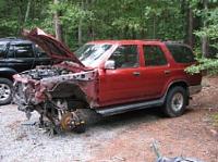 Wrecked 1995 4Runner,  Engine runs tip top-broke-4runner-008.jpg
