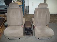 2000 Toyota Tundra SR5 Interior (Tan) Penn.-101_1212.jpg