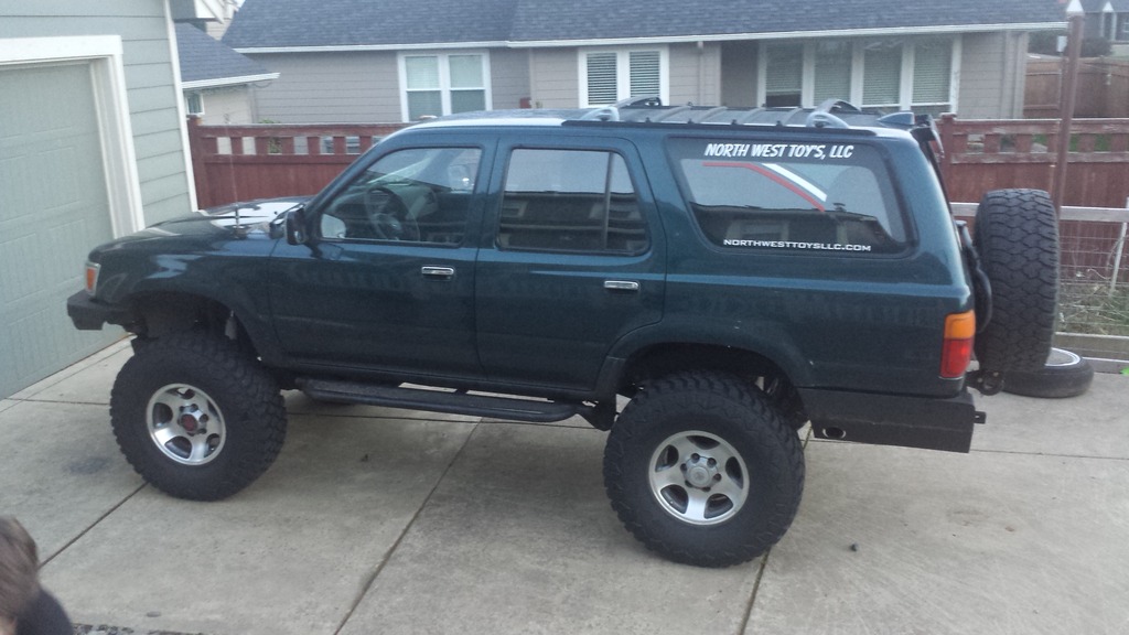 Name:  roof%20rack%20gone.jpg
Views: 240
Size:  161.3 KB