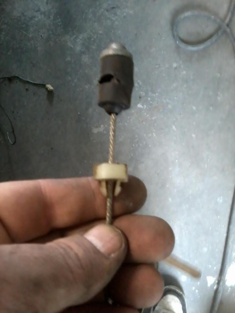 Name:  throttlecable1_zps33c70cc9.jpg
Views: 233
Size:  41.6 KB