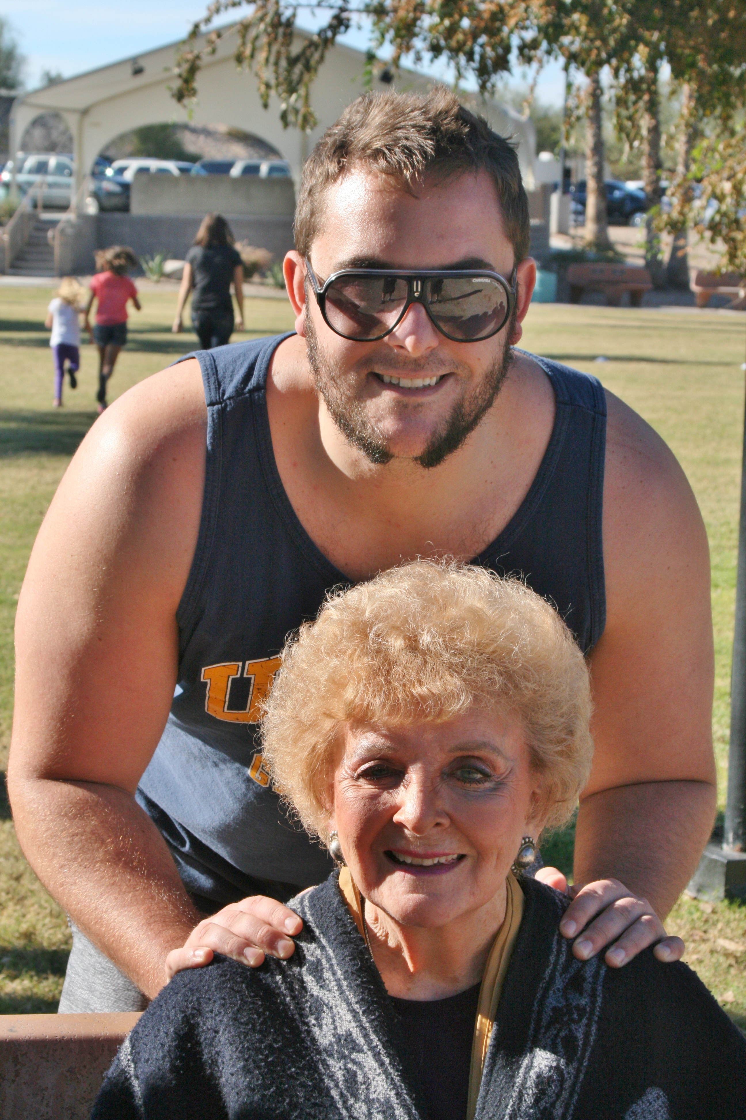 Name:  2013-12-01Havasu2008.jpg
Views: 116
Size:  4.10 MB