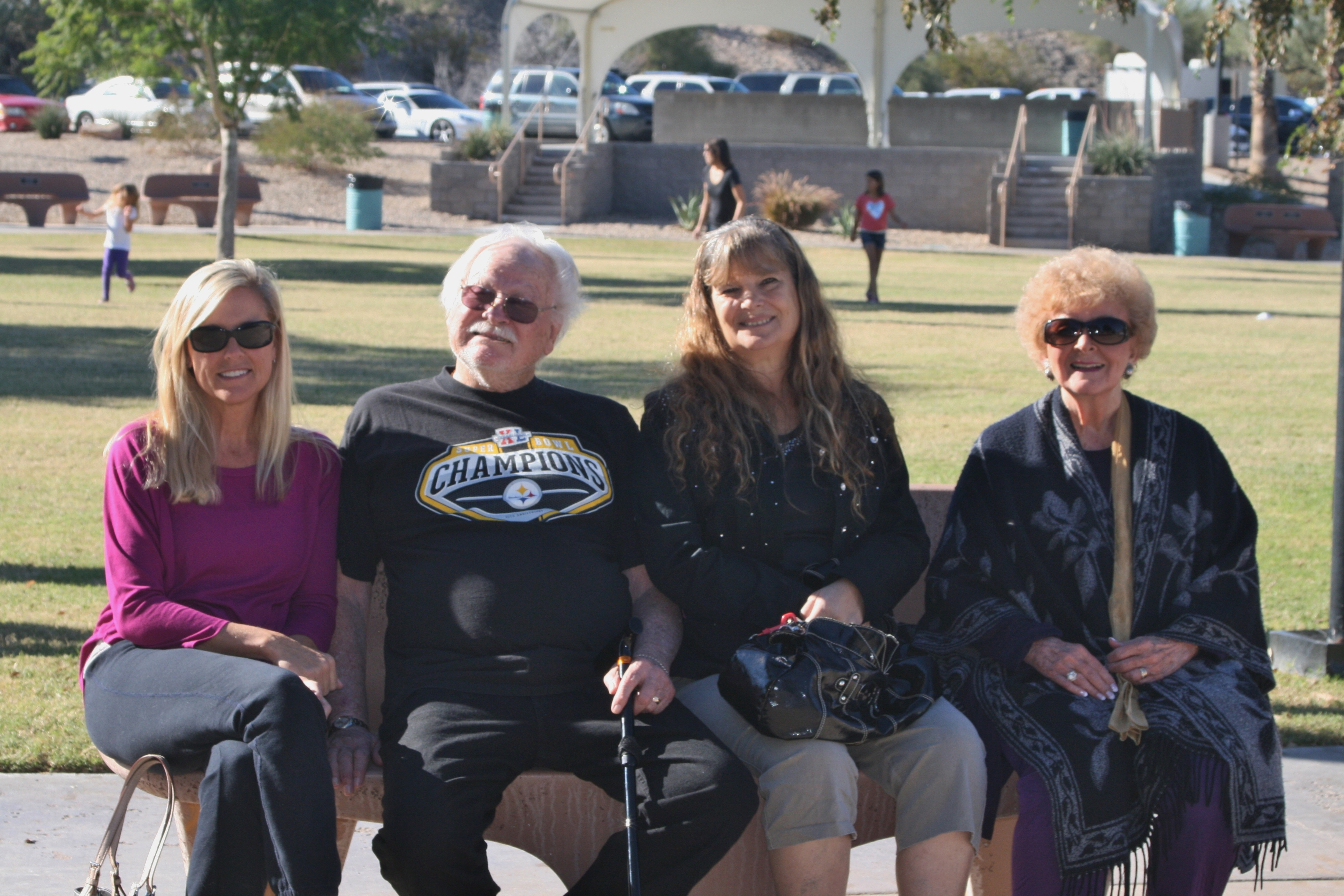 Name:  2013-12-01Havasu2001.jpg
Views: 131
Size:  3.12 MB
