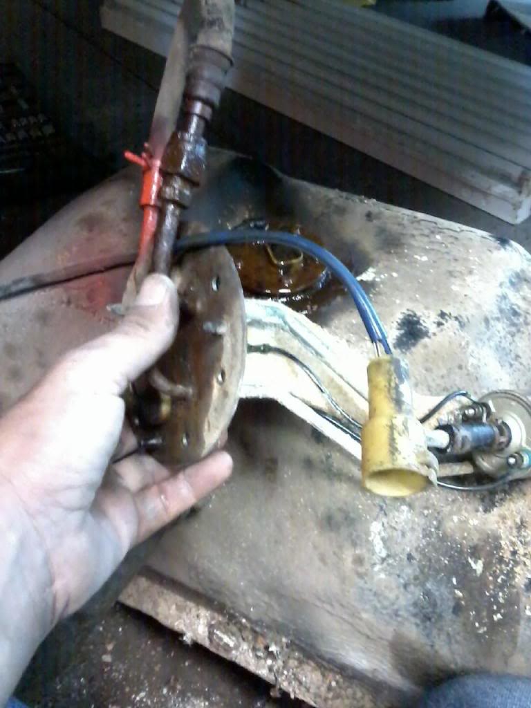 Name:  fueltank6_zpsfa5bfb1c.jpg
Views: 99
Size:  80.0 KB