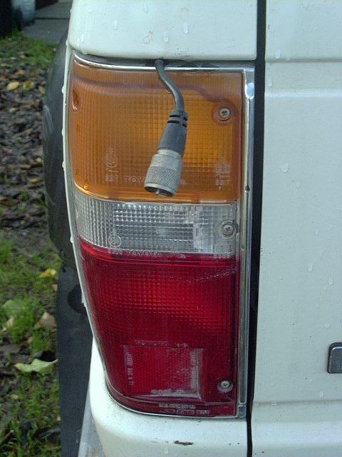Name:  antenna-1.jpg
Views: 94
Size:  49.0 KB