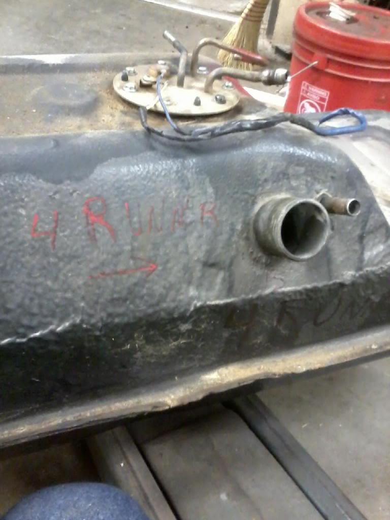 Name: fueltank19_zps8a9e5543.jpg
Views: 75
Size: 70.0 KB