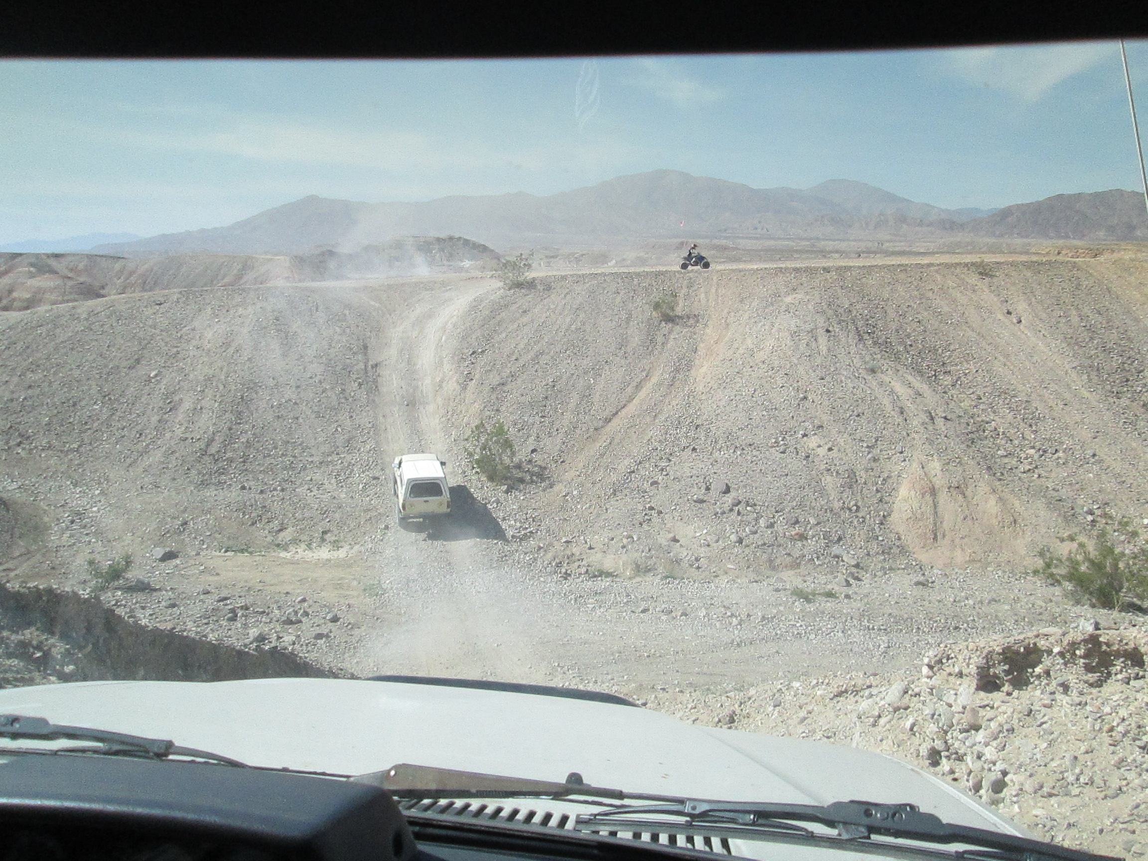 Name:  002.jpg
Views: 126
Size:  1.23 MB