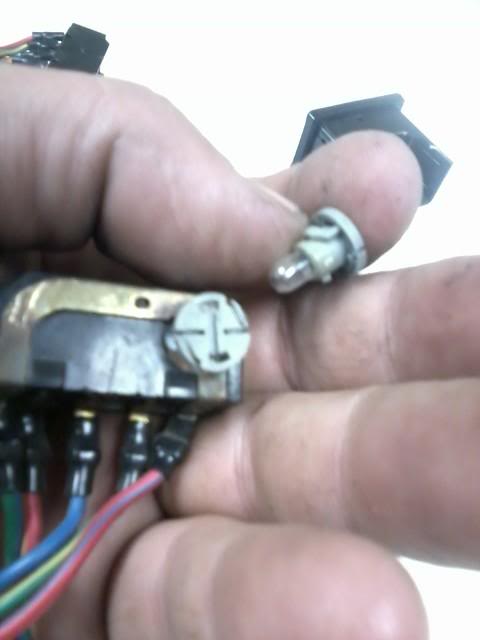 Name:  Removebulb.jpg
Views: 2032
Size:  20.6 KB