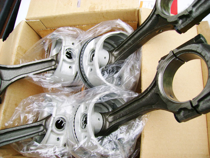 Name:  Pistons3a.jpg
Views: 483
Size:  116.5 KB