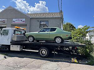 Melrose 4runner 1986 restomod summer beach truck-e2bfcd9a-0fca-4475-a95c-57d0c9434b2e.jpeg