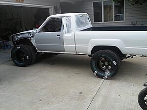 1987 Xtra Cab SR5 resurrection-g7t91yyh.jpg