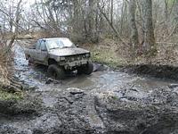 instantninja's '92 2wd build-radsupfrnt.jpg