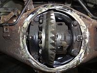 Rusted out rear Axle Housing PICS-dsc01045.jpg
