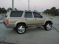 Pics you might want to feast your eyes on.-2wdrunnerblingbling.jpg