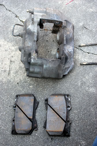 Name:  TundraBrake012.jpg
Views: 18539
Size:  56.5 KB