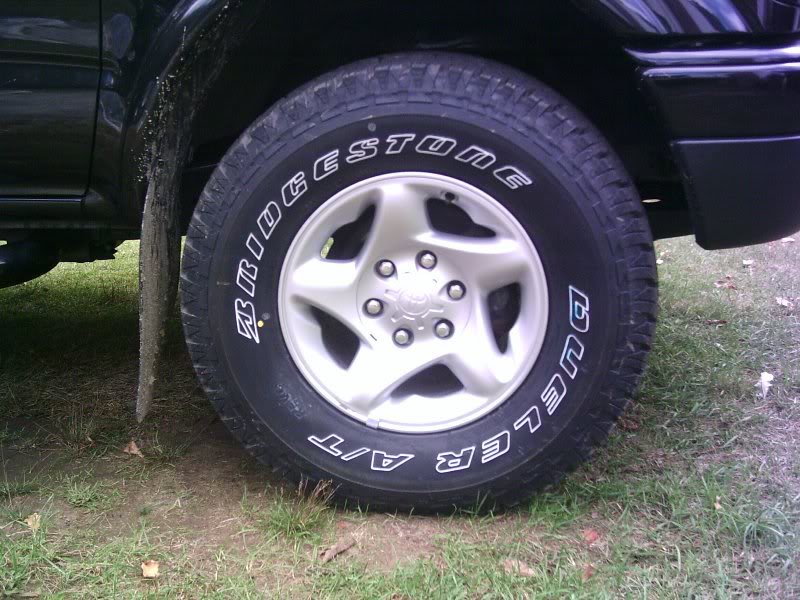 Name:  NewTires2_800x600.jpg
Views: 3061
Size:  96.8 KB
