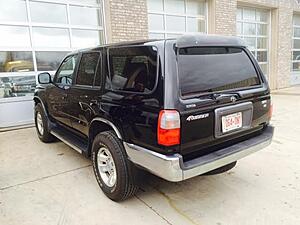 Intro - new2me, low mileage/1 owner 2000 T4R SR5, v6-4x4-vwsjl8x.jpg