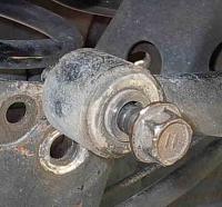 Worn Panhard Bolt-im001093.jpg