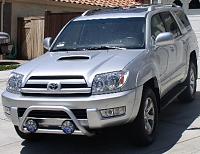 4th Gen with Safari Bar (color matched) and Piaa 520's-safari-bar.jpg