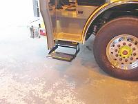 Do the automatic steps work?-step.jpg