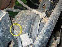 stupid question.. where the heck is my breather? on my rear diff 3rd gen?-diffbreather.jpg