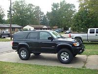 finally got my lift tires and sliders on-2007_1028foldernew0009.jpg