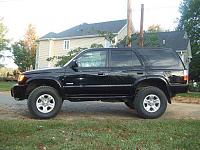 finally got my lift tires and sliders on-2007_1028foldernew0003.jpg