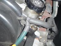 Replacing valve cover gasket-pb140005.jpg